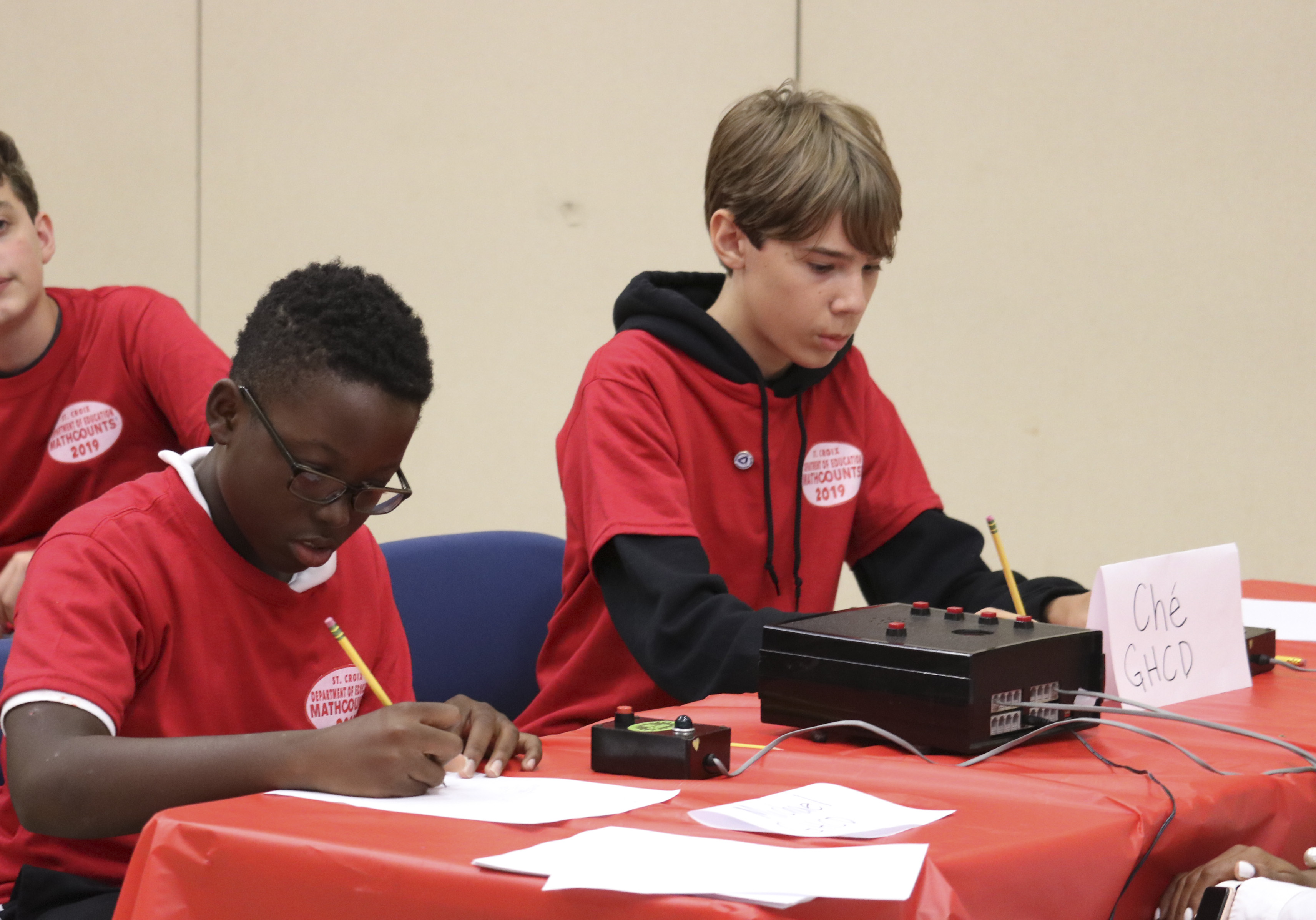 Michael Atwell (Left) goes head to head with classmate Che Guerra (Right) in the Countdown Round. Che then won the Countdown Round.JPG